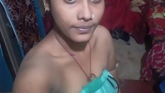 Desi Village Girls With Big Nipples And Tits In Indian Hd Video