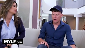 American Milf Karen Craves Rough Sex With A Big Cock