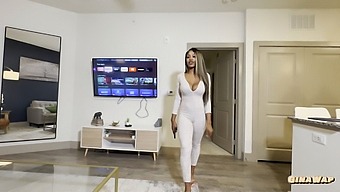 ¡mira Mi Noche Salvaje Con Mi Compañero De Cuarto Hambriento De Sexo En Este Video Pov!