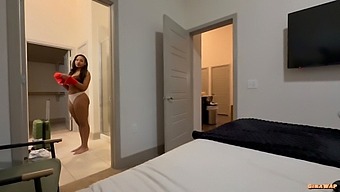 Beautiful Black Step-Sis In Hardcore Scene Without Panties
